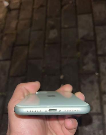 iphone 21: IPhone 11, Yaşıl, Face ID — 2