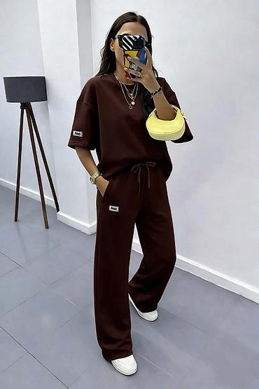 Kompleti: Kompleti
Cena 3600
Uni vel.
V30 — 5