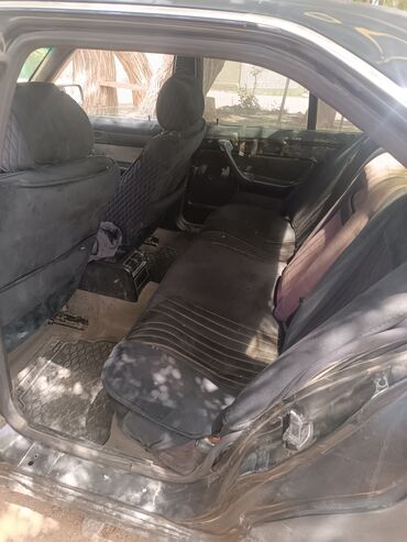 BMW: BMW 525: 1992 г., 2.5 л, Механика, Бензин, Седан