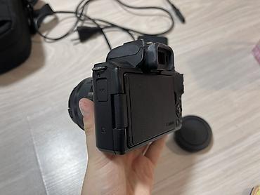 Фотоаппараты: Canon EOS M50 с объективом EF‑M 15–45mm f/3.5–6.3 IS STM Компактная — 7