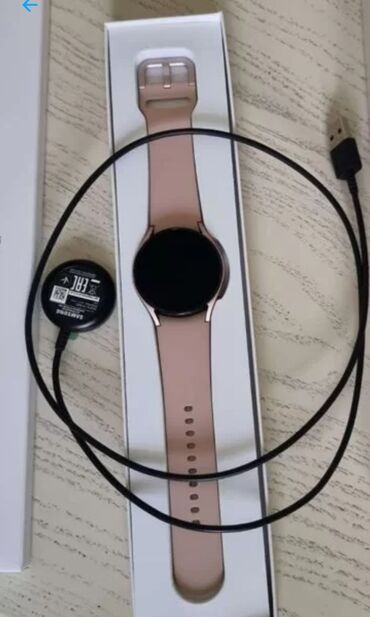 Личные вещи: Часы смарт Samsung Galaxy Watch 4 новый,в коробке все с