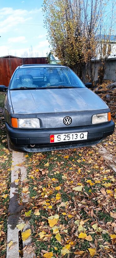 куплю запчасти на авто: Volkswagen Passat: 1990 г., 1.8 л, Механика, Бензин, Седан