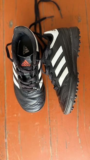 Детские футбольные бутсы/сороконожки Adidas оригинал 29 размер