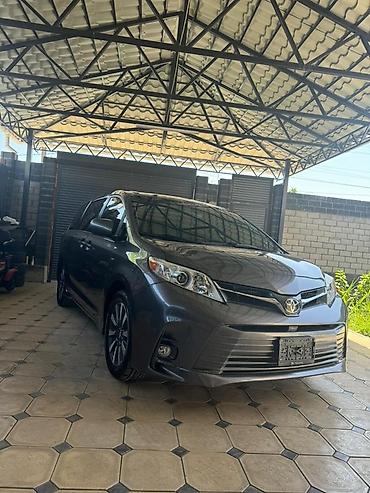Toyota: Toyota Sienna: 2019 г., 3.5 л, Автомат, Бензин, Минивэн — 21