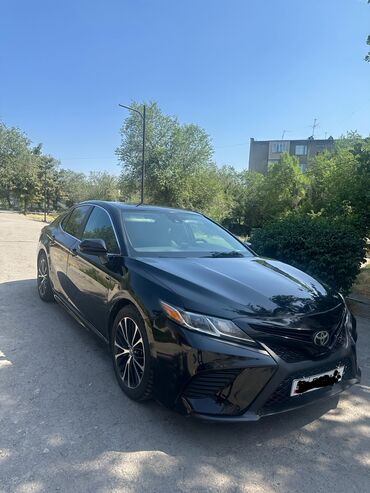 tayota runx: Toyota Camry: 2018 г., 2.5 л, Автомат, Бензин, Седан