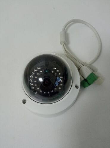 аудио магнитола: IP-видеокамера Hikvision DS-2CD2142FWD-IS (купольная) Основные