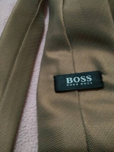 Košulje: Kravata 
Hugu Boss — 7