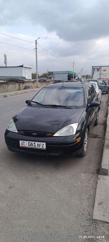 мондео 2: Ford Focus: 2001 г., 1.8 л, Автомат, Бензин, Универсал
