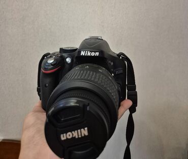 qabyuyan teleb olunur 2022: Nikon D5200 DSLR fotoaparat – 24.1 MP, çevik LCD ekran və Full HD