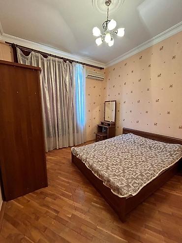 Аренда квартир: Sahil metrosu yaxınlığında eve səliqəli 2 xanım axtarılır. 225 manat — 2