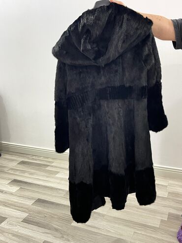 дождевик купить в баку: Orginal wubadi az istifade olunub dar geldiyi ucun satilir 1500azn