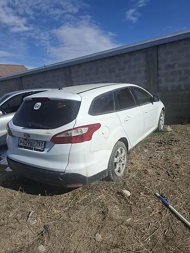Ford Focus: 2013 г., Универсал