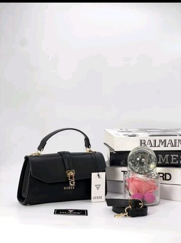 Torbe: Dimenzije: 22x15cm — 12