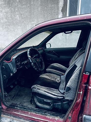 Volkswagen: Volkswagen Passat: 1989 г., 1.8 л, Механика, Бензин, Универсал — 4