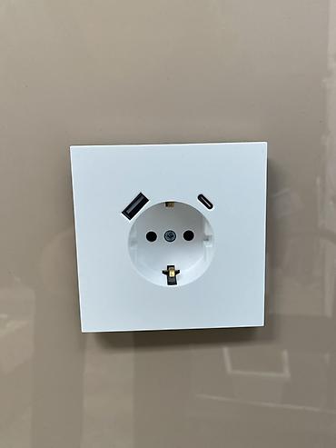 интернет розетка: Розетка, С USB, Встроенные, 1 гнездо — 1