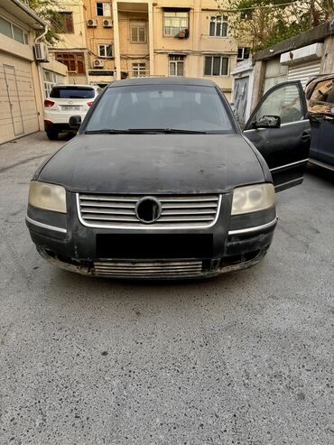 niva qiymeti: Volkswagen Passat: 1.8 л | 2002 г. Седан