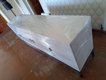 Yük daşımaları: Yük daşima xi̇dməti̇ . Evlərinofislərin, anbarların sigortalı — 11