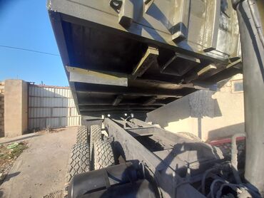 Yük maşınları: KAMAZ samasval - Markası/modeli: KAMAZ (ön hissədə “KAMAZ” loqosu) — 3