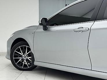 Toyota: Toyota Camry: 2020 г., 2.5 л, Автомат, Гибрид, Седан — 4