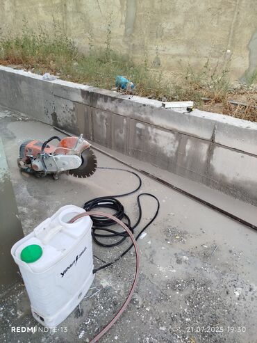Beton işləri: Səssiz tozsuz səliqəli kəsim. Beton katlavan monolit kubik -da lalafo.az — 30 Beton işləri: Səssiz tozsuz səliqəli kəsim. Beton katlavan monolit kubik — 30