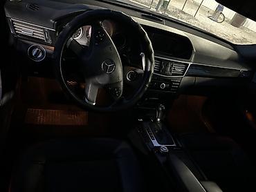 2 8: Mercedes-Benz E-Class: 2009 г., 1.8 л, Автомат, Бензин, Седан — 4