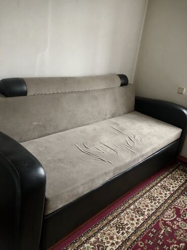 трехместный диван кровать раскладной: Диван-кровать, цвет - Бежевый, Б/у