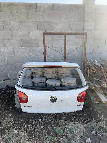 Крышка багажника Volkswagen, 2006 г., Б/у, Оригинал at lalafo.kg Крышка багажника Volkswagen, 2006 г., Б/у, Оригинал