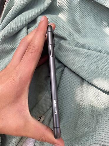 iphone refurbished: IPhone 11, 64 GB, Qara, Simsiz şarj, Face ID — 6
