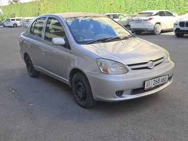 Toyota: Toyota Platz: 2003 г., 1.3 л, Автомат, Бензин, Седан