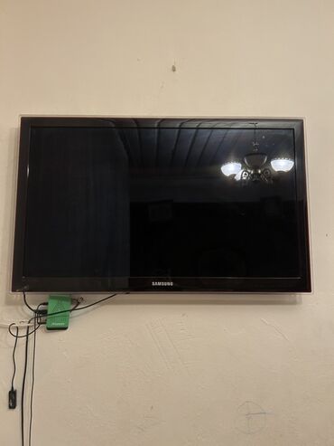 подставка под телевизор самсунг: Televizor Samsung LCD 32"