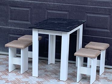 Masa və oturacaq dəstləri: 4 stul — 17