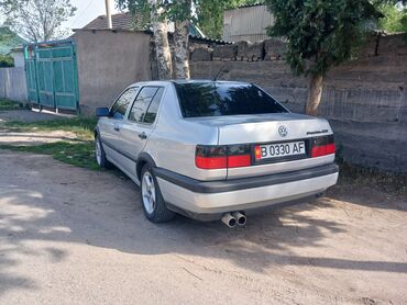 авто купит: Volkswagen Vento: 1996 г., 1.8 л, Автомат, Бензин, Седан