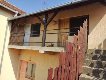 Kuće na prodaju: 350 kv. m, 6 soba — 8