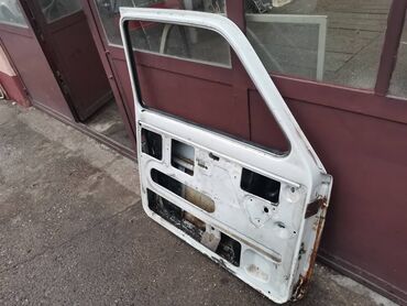Auto delovi: Dodatni opis Vrata leva Lada 21213,21214 Niva u beloj boji. Polovna — 8