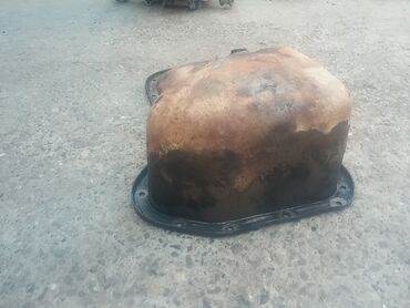 Auto delovi: Donja dekla motora(Karter) Lada 2121,21213,21214 Niva . Polovno — 3