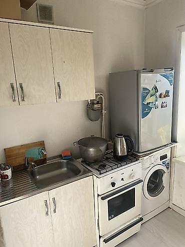 8: 1 комната, 34 м², 8 мкр 5 этаж — 4