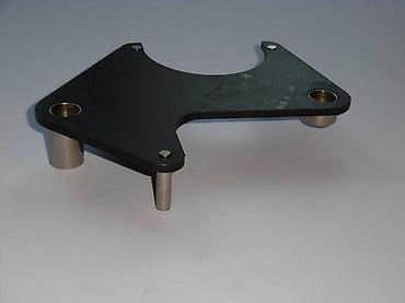 Ostali pribor i dodaci za alate: Adapter/ploca za ugradnju alternatora – univerzalni nosač - Masivna — 2