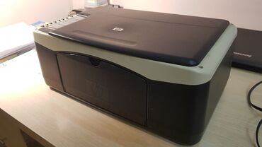 islenmis printer: Hp Deskjet F2180 işlək vəziyyətdədir prınter/skaner. Üstündə şnur və