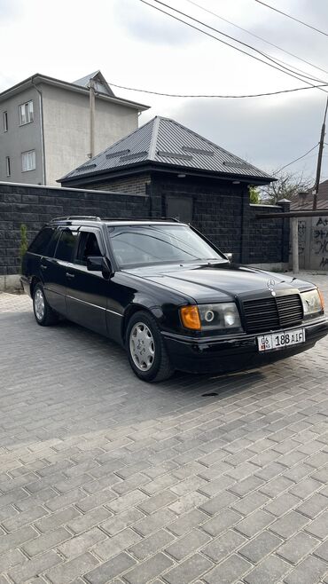 кара жер: Mercedes-Benz W124: 1990 г., 2.2 л, Автомат, Бензин, Вэн/Минивэн