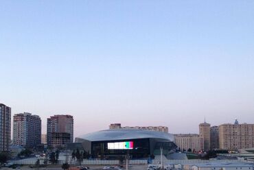 Uzunmüddətli kirayə mənzillər: Nərimanovda, Heydər Əliyev Mərkəzində, Konfrans zalının yaxınlığında — 15