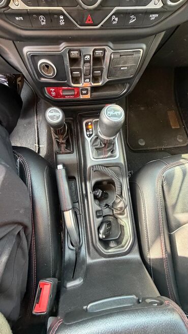 Jeep: Jeep Wrangler: 2019 г., 2 л, Автомат, Бензин, Внедорожник — 13