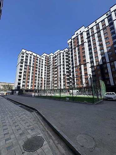 Продается просторная 1-комнатная квартира в жилом комплексе at lalafo.kg Продается просторная 1-комнатная квартира в жилом комплексе