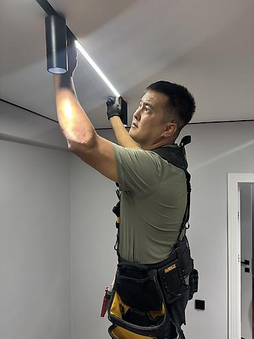 Натяжной потолок: Натяжной потолок Глянцевое, Матовое, 3D потолки Гарантия, Бесплатная консультация, Бесплатный замер — 3