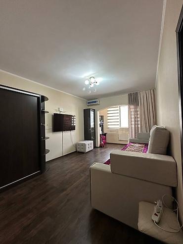 Продажа квартир: 1 комната, 45 м², 7 этаж — 4