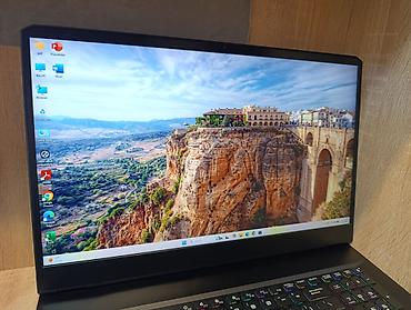 MSI: MSI VECTOR GP76 12UGS — 2