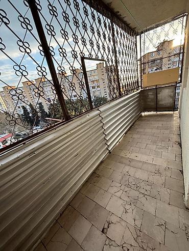 Mənzillər: Bakı, Həzi Aslanov qəs., 1 otaqlı, Köhnə tikili, m. Həzi Aslanov, 40 kv. m — 3