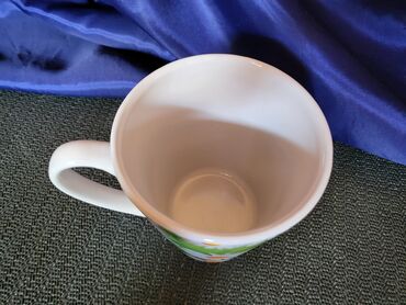 Čaše: Solja nova,vintaz porcekanska. Univerzalna solja. Visina. 9,5cm — 4