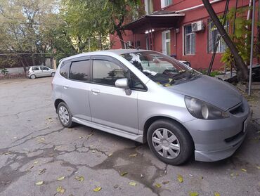 гелендваген продаю: Honda Fit: 2001 г., 1.3 л, Вариатор, Бензин, Хэтчбэк