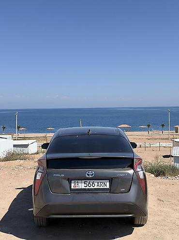 lexus ls600h: Toyota Prius: 2017 г., 1.8 л, Вариатор, Гибрид, Хэтчбэк — 3