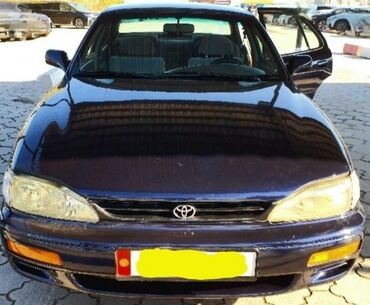 taiota yaris: Toyota Camry: 1995 г., 2.2 л, Автомат, Бензин, Седан